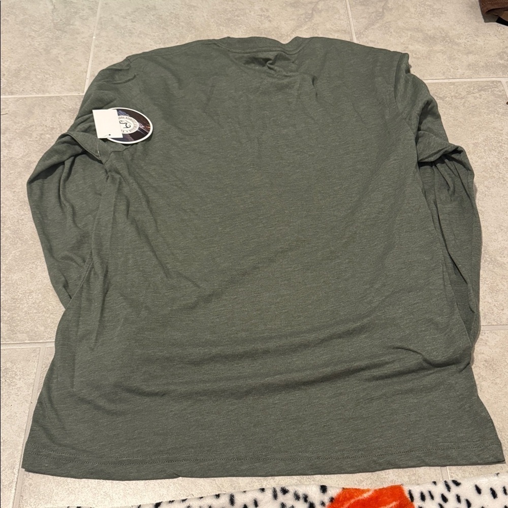 Realtree Dark Green Long Sleeve Tee with Orange Accents - Picture 2 of 3